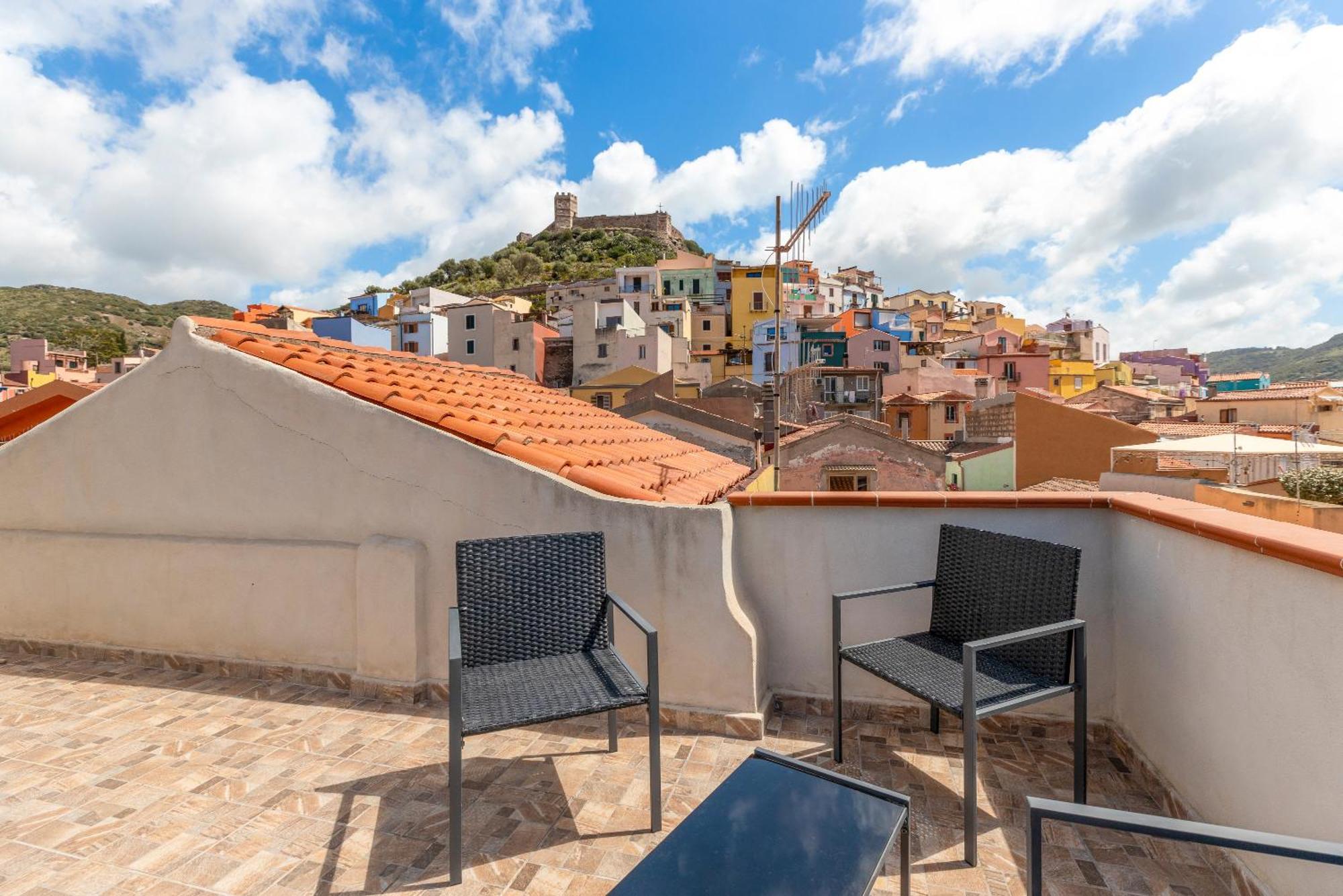 Apartmán Casa Rocca Bosa Exteriér fotografie